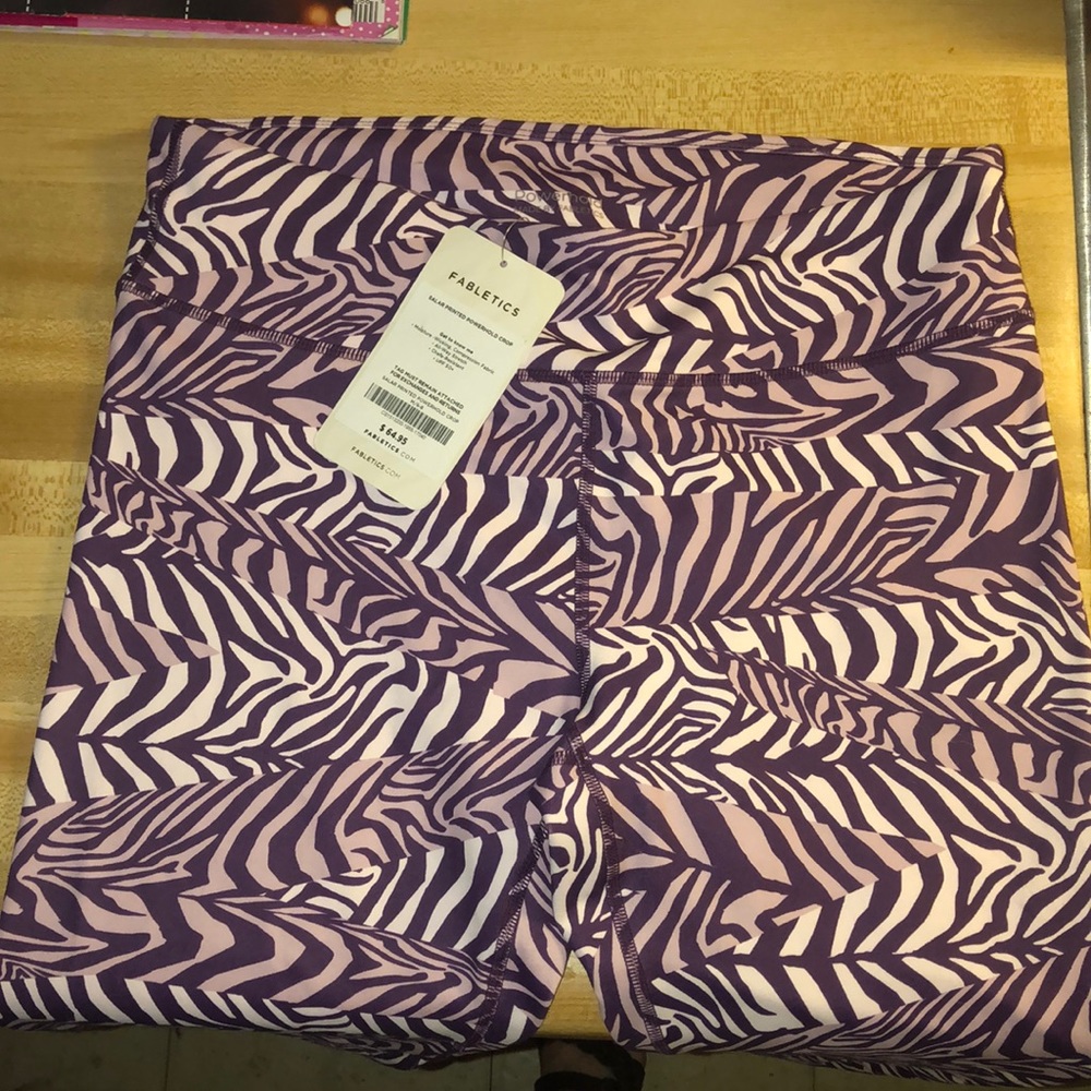 Capri Fabletics workout pants